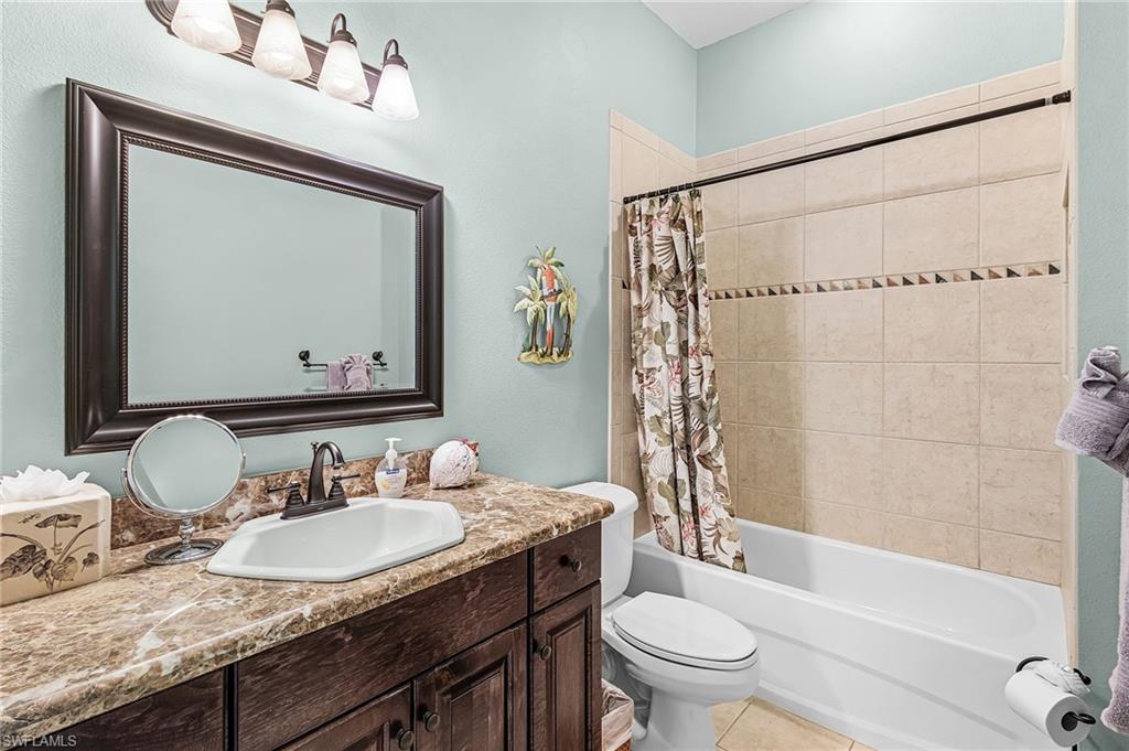 ISLAND ACRES - Residential