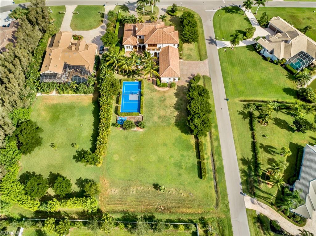 BELLE MEADE - Residential