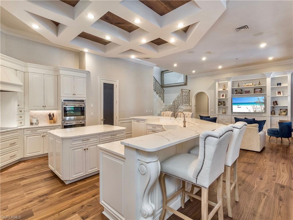 BELLE MEADE - Residential