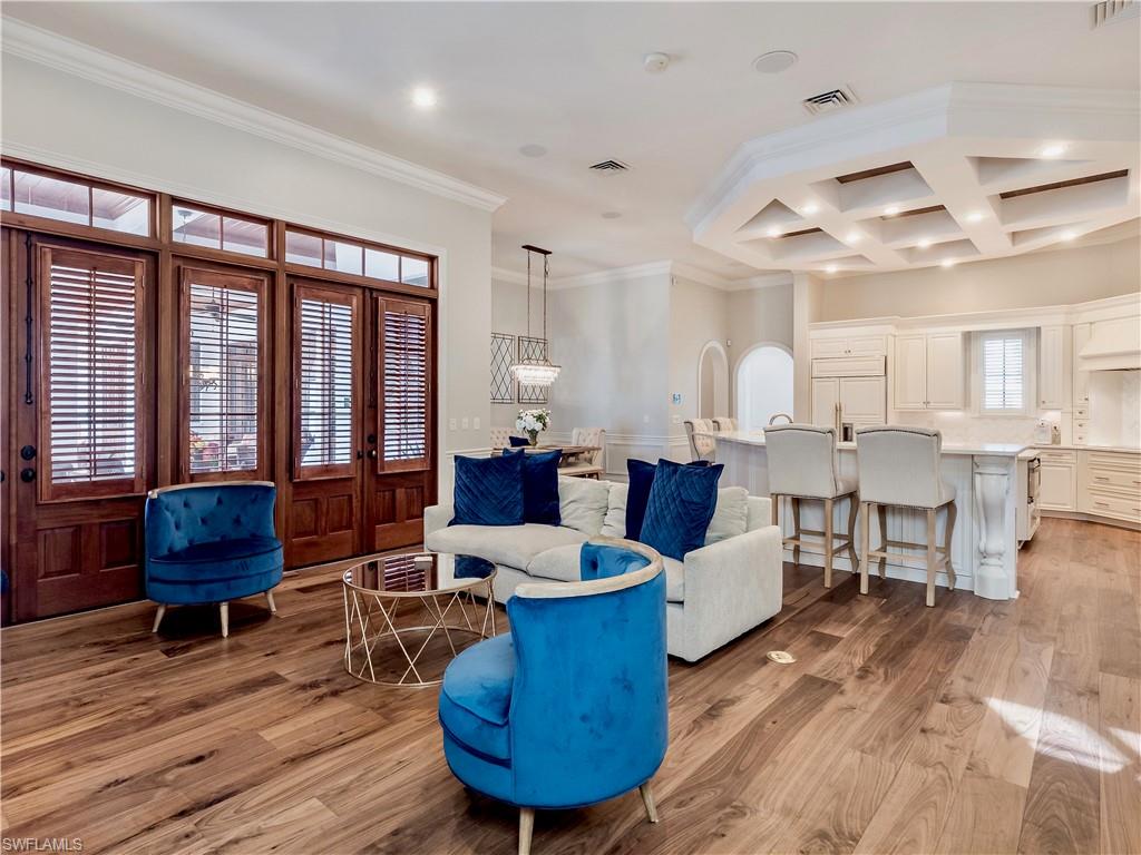 BELLE MEADE - Residential