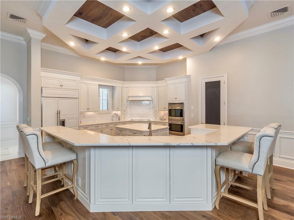 BELLE MEADE - Residential