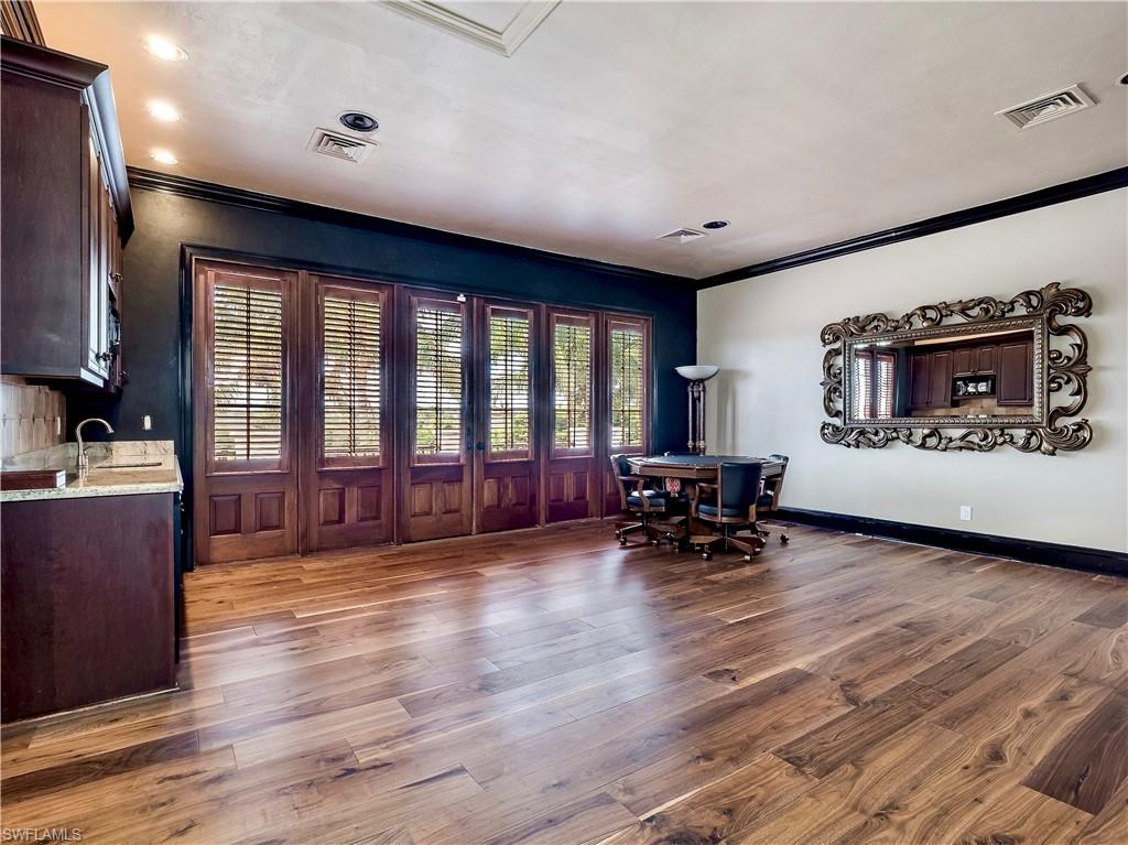 BELLE MEADE - Residential