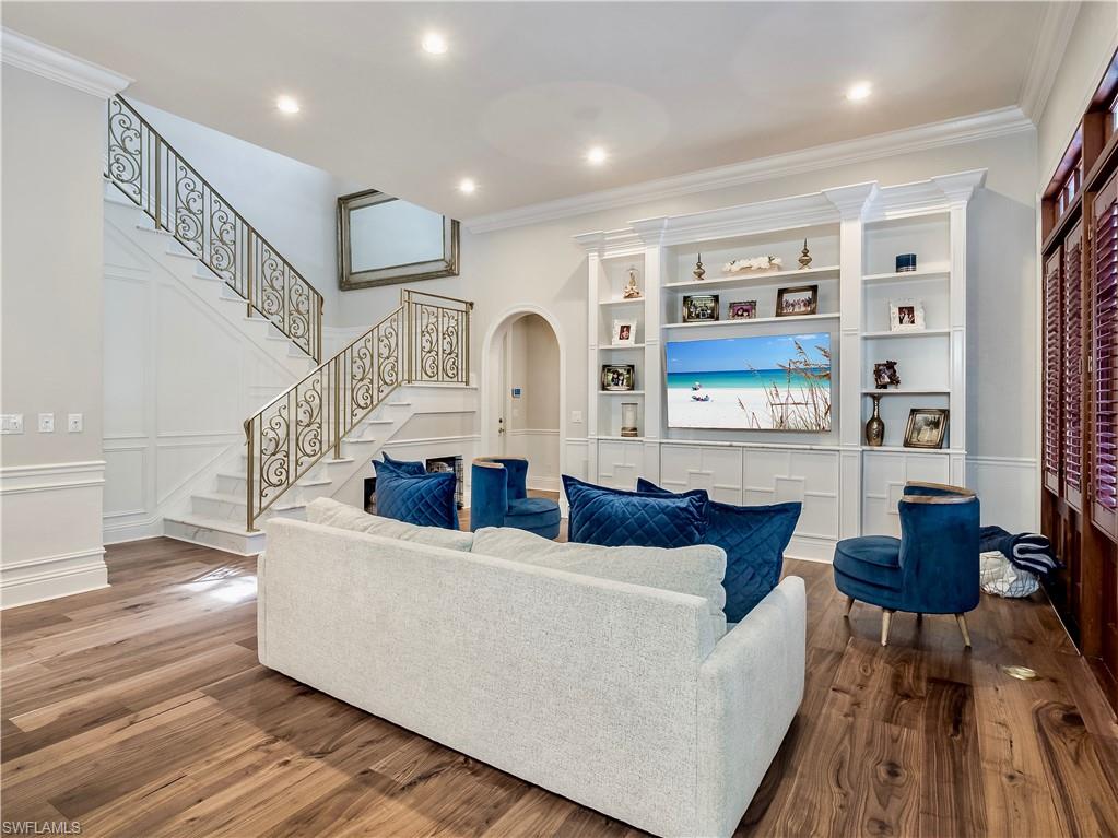 BELLE MEADE - Residential