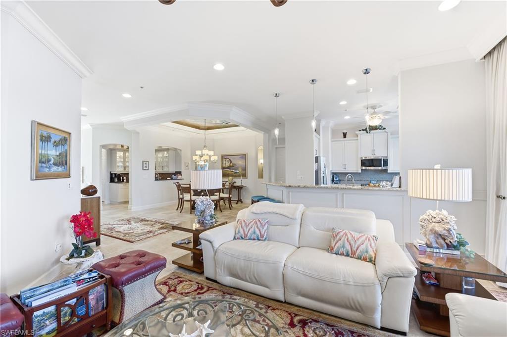 PLAYERS COVE - Residential