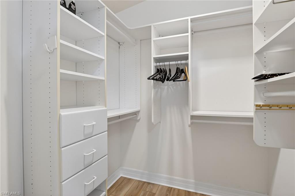 THE FOREST - Residential