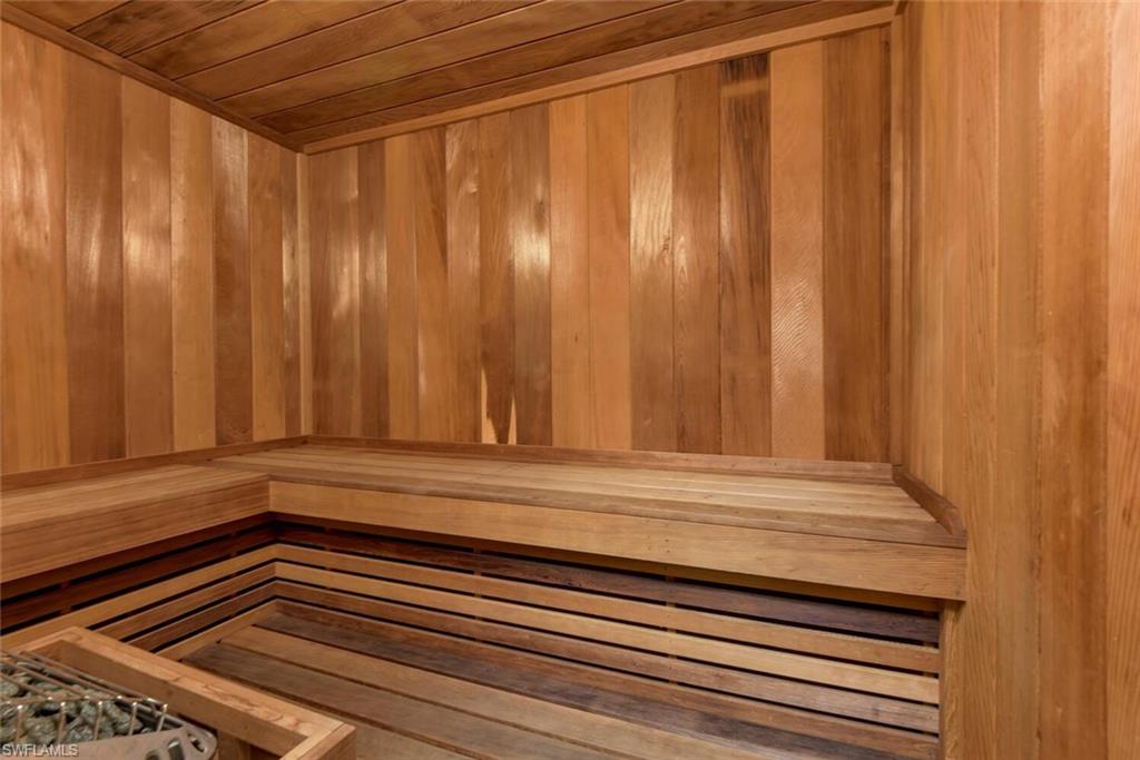 ST MAARTEN - Residential Lease