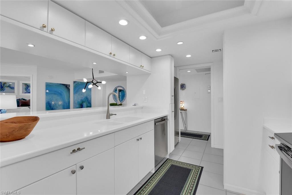 ST MAARTEN - Residential Lease