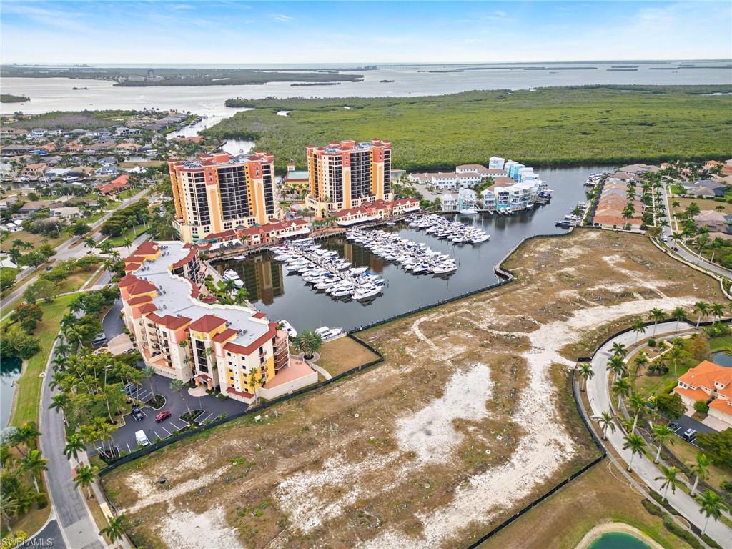 CAPE HARBOUR - Residential