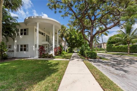 A home in NAPLES