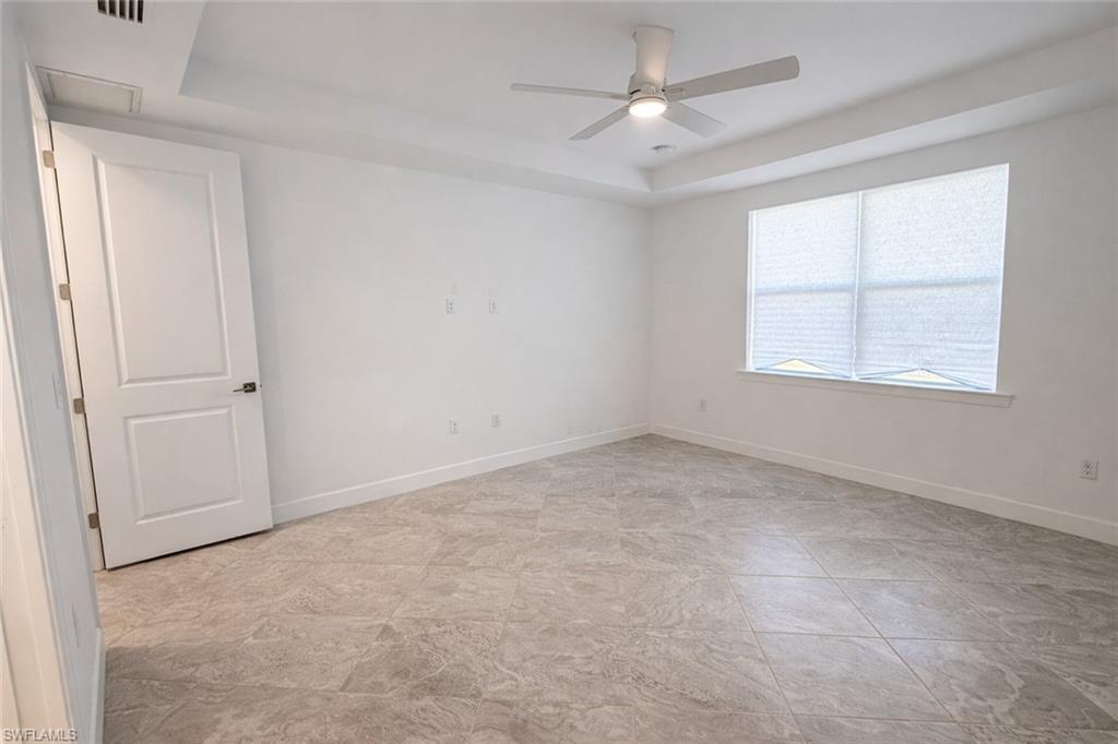 NORTHRIDGE - Residential Lease