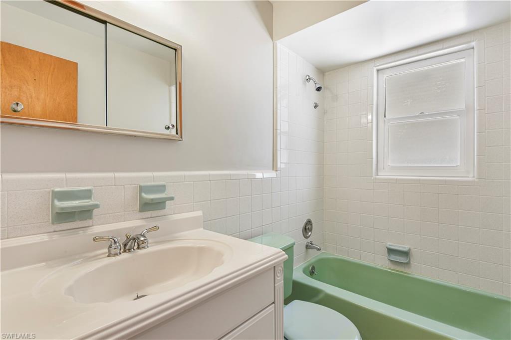 CYPRESS LAKE COUNTRY CLUB - Residential