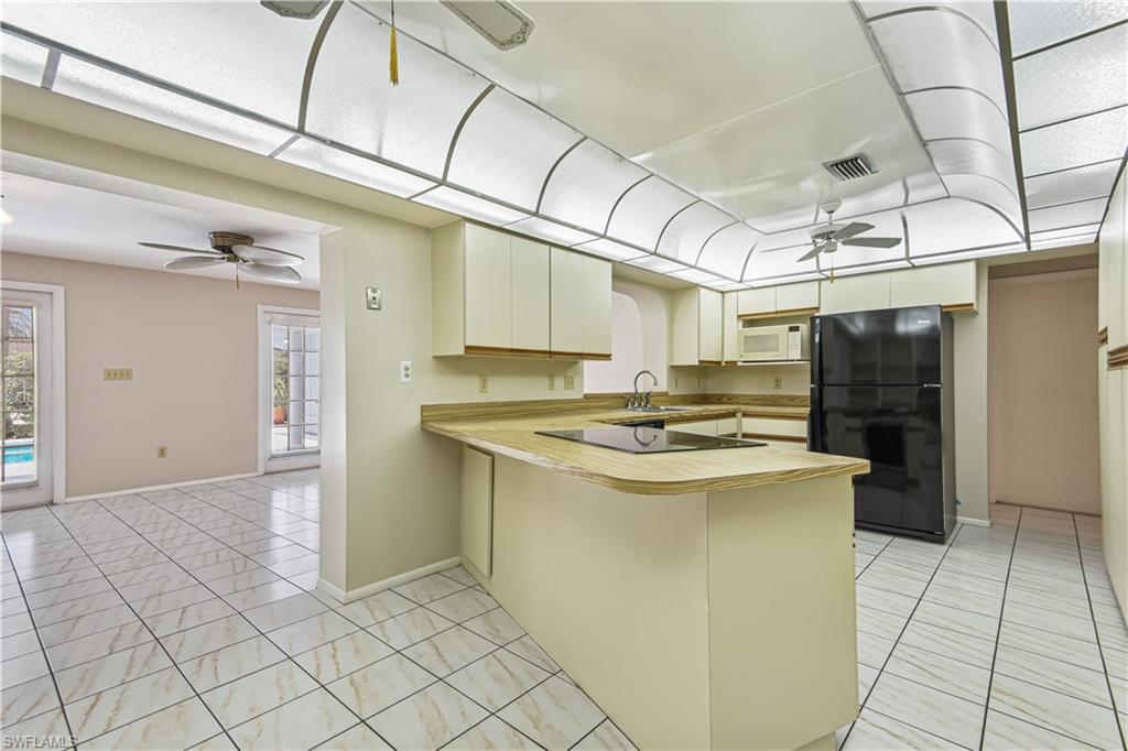 CYPRESS LAKE COUNTRY CLUB - Residential