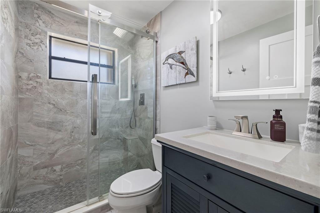 CHARLOTTE SHORES - Residential