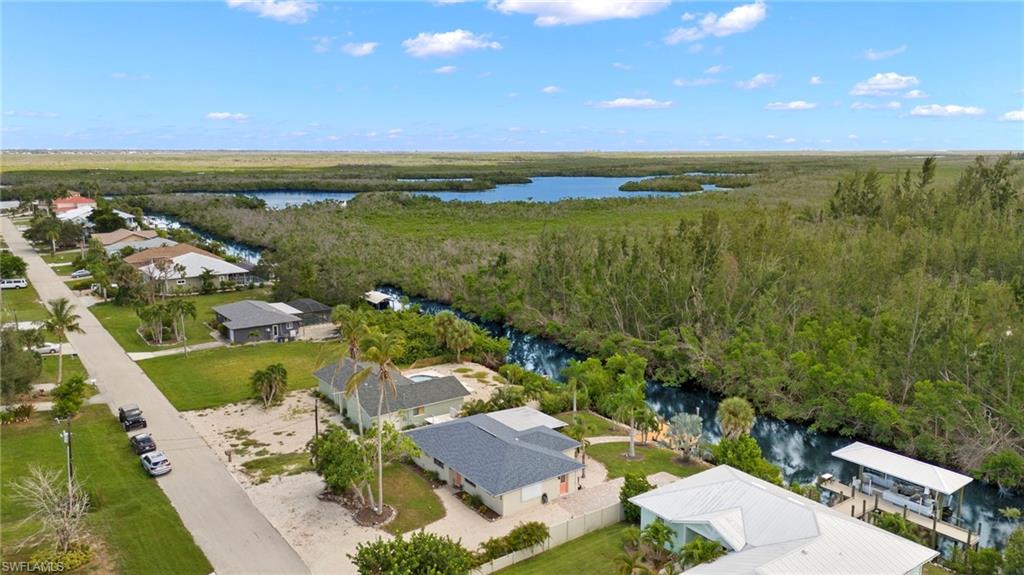 CHARLOTTE SHORES - Residential