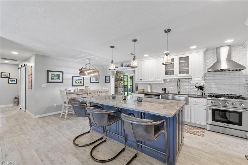 CHARLOTTE SHORES - Residential