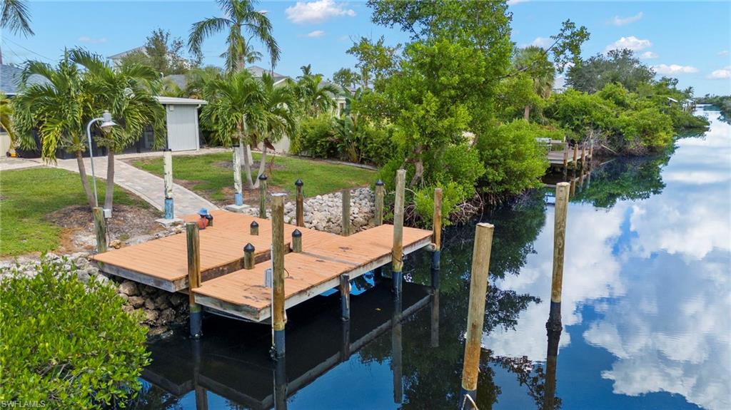 CHARLOTTE SHORES - Residential