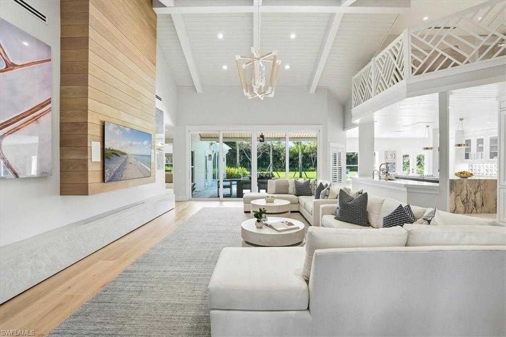 PINE RIDGE - Residential