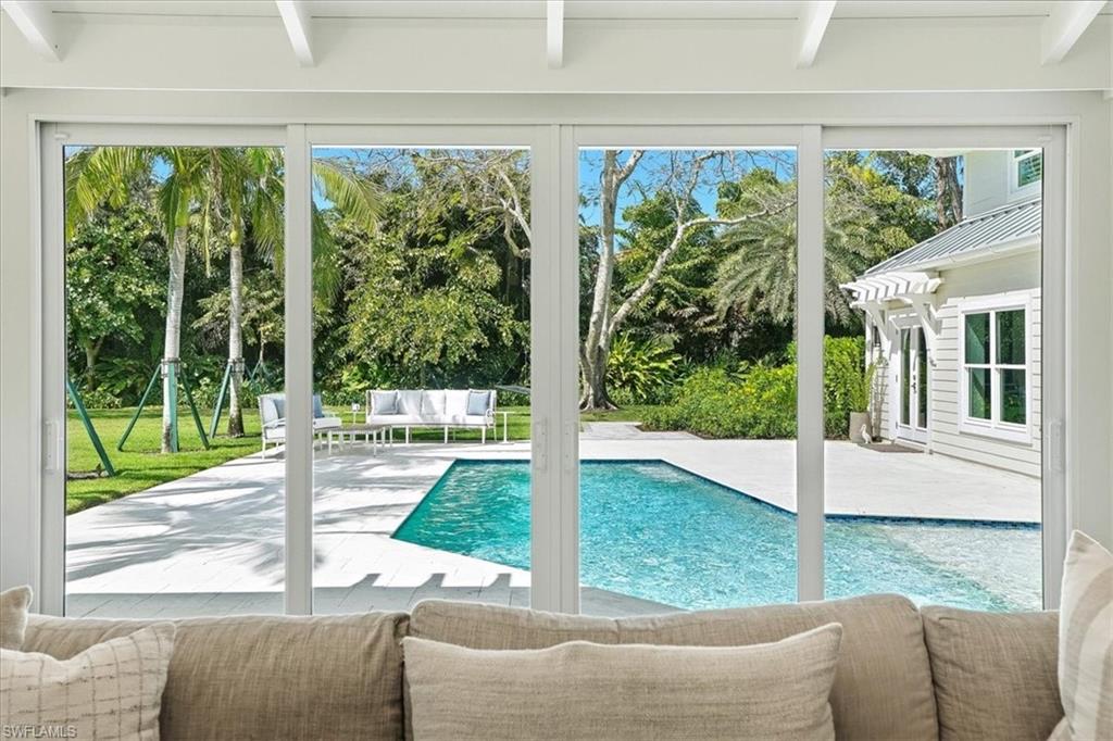 PINE RIDGE - Residential