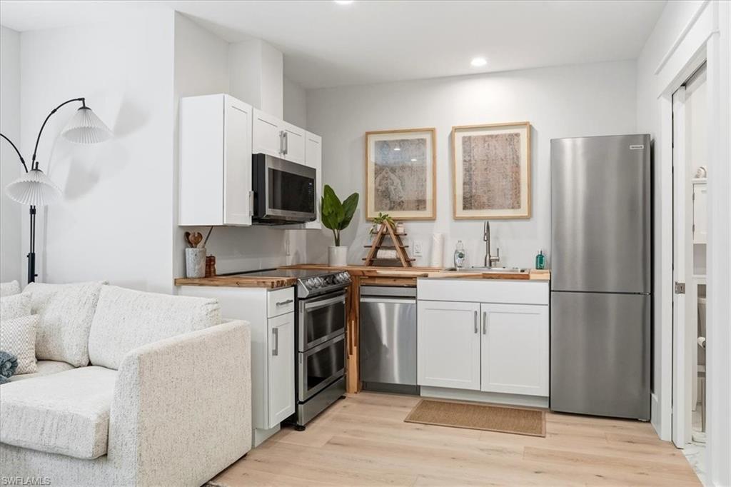 PINE RIDGE - Residential