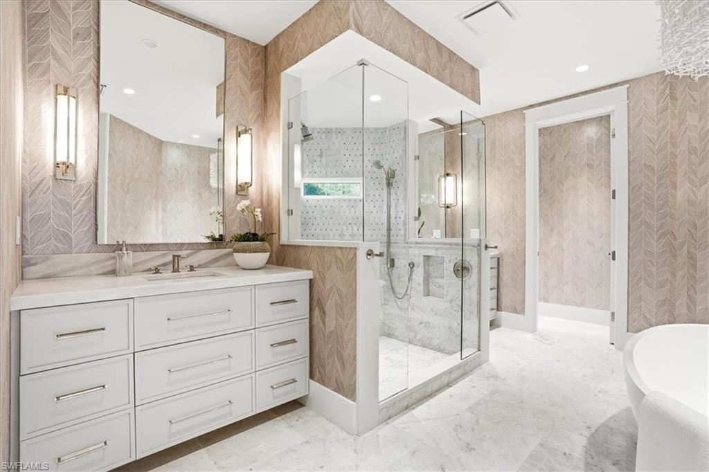 PINE RIDGE - Residential