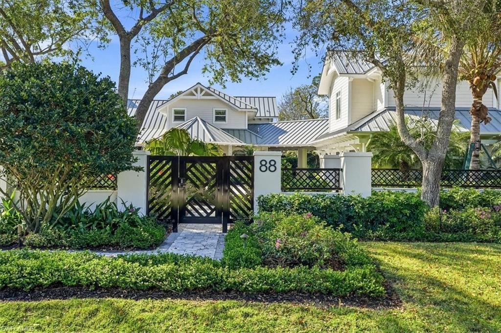 PINE RIDGE - Residential