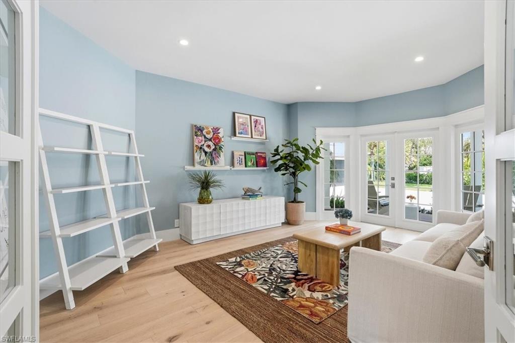 PINE RIDGE - Residential