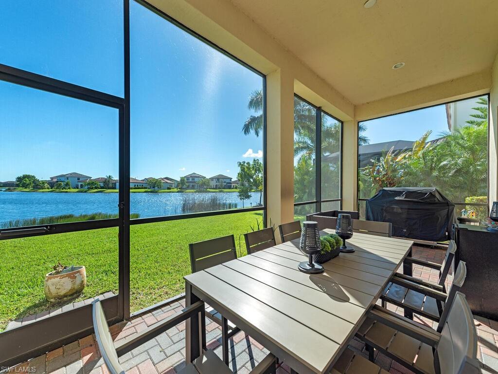 MAPLE RIDGE - Residential