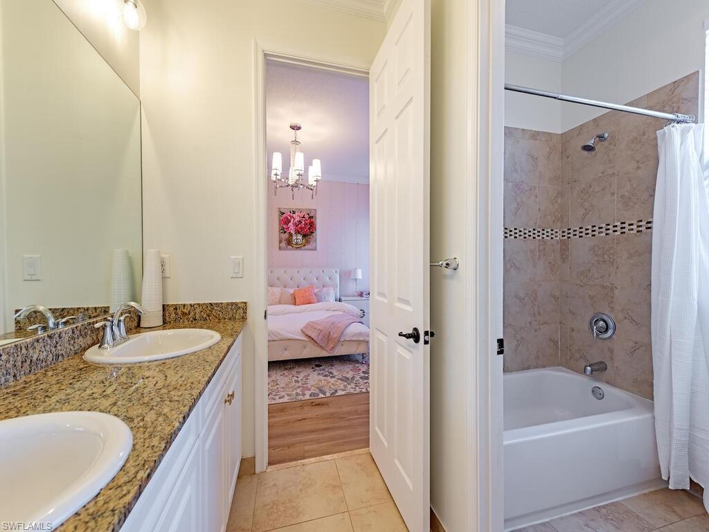 MAPLE RIDGE - Residential