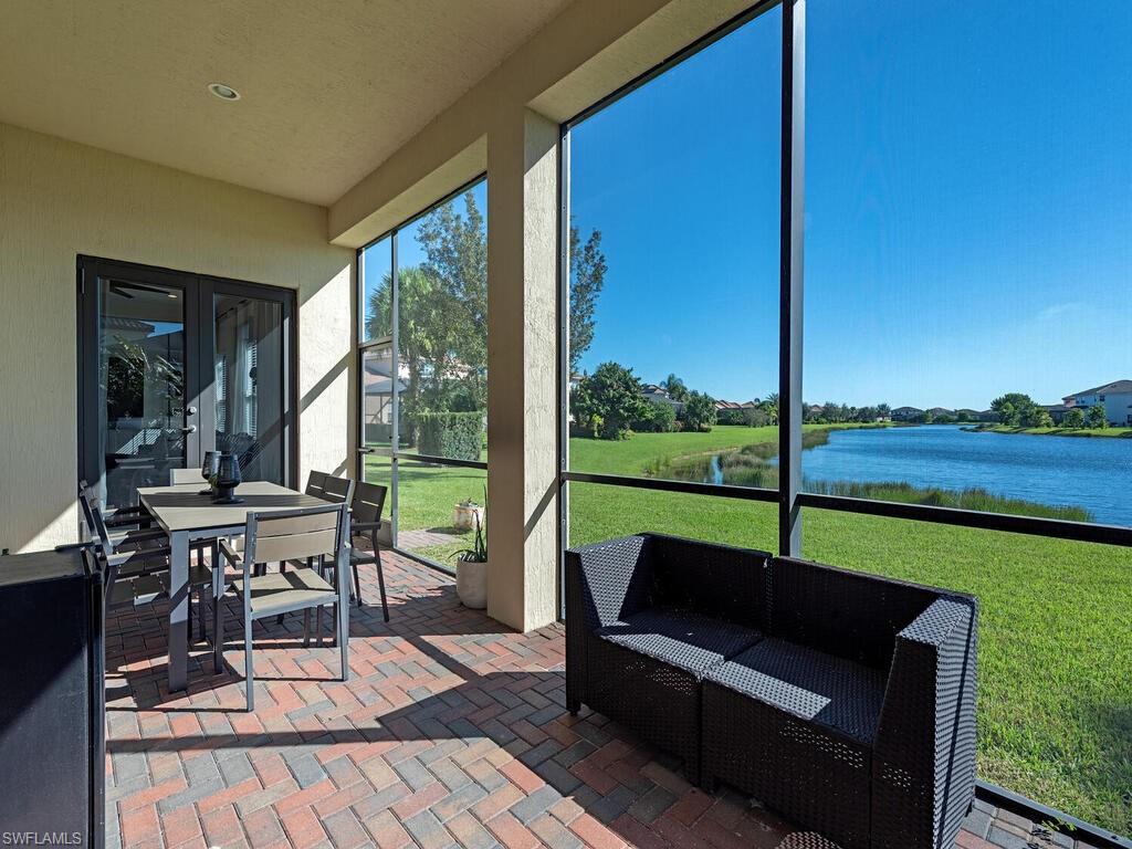 MAPLE RIDGE - Residential