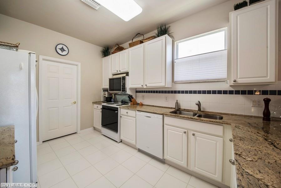 CASA DEL LAGO - Residential