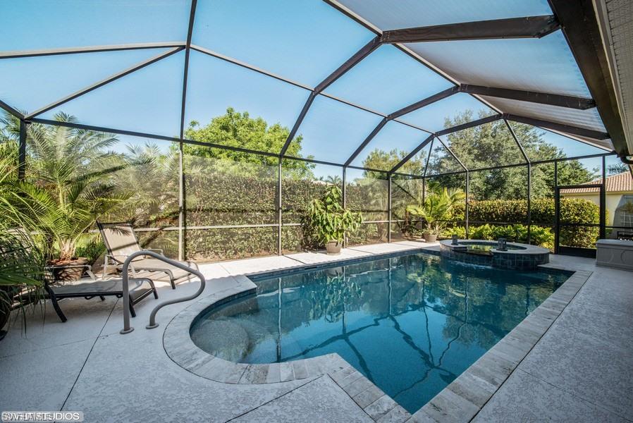 CASA DEL LAGO - Residential