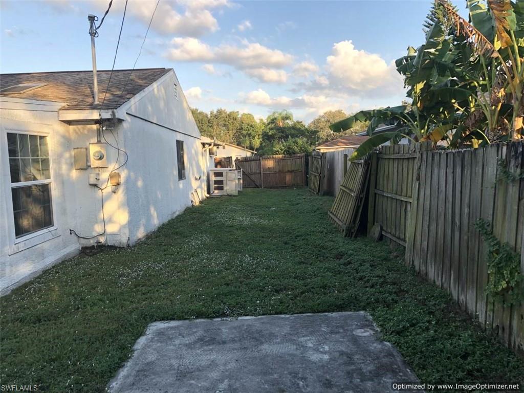 SAN CARLOS PARK - Residential