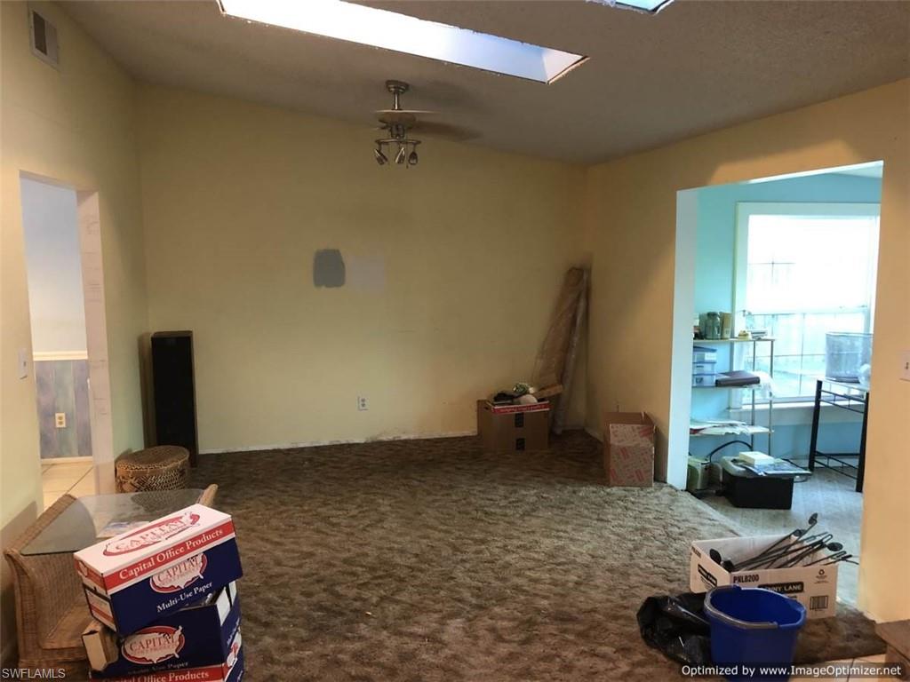 SAN CARLOS PARK - Residential