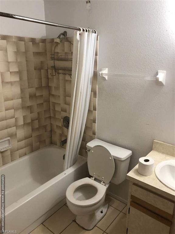 SAN CARLOS PARK - Residential