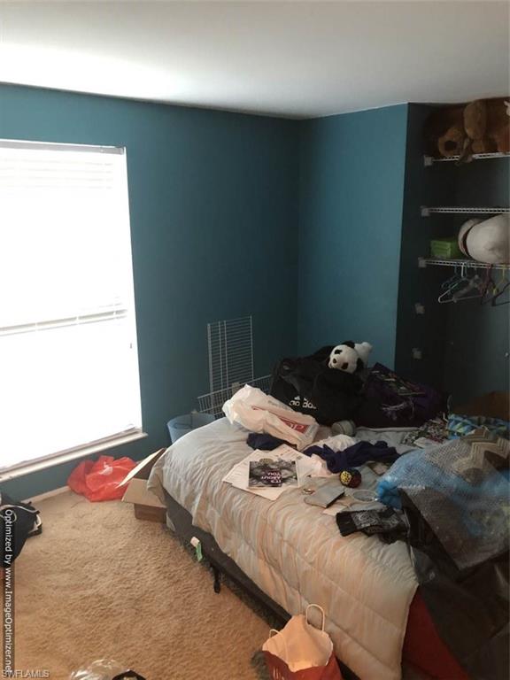 SAN CARLOS PARK - Residential