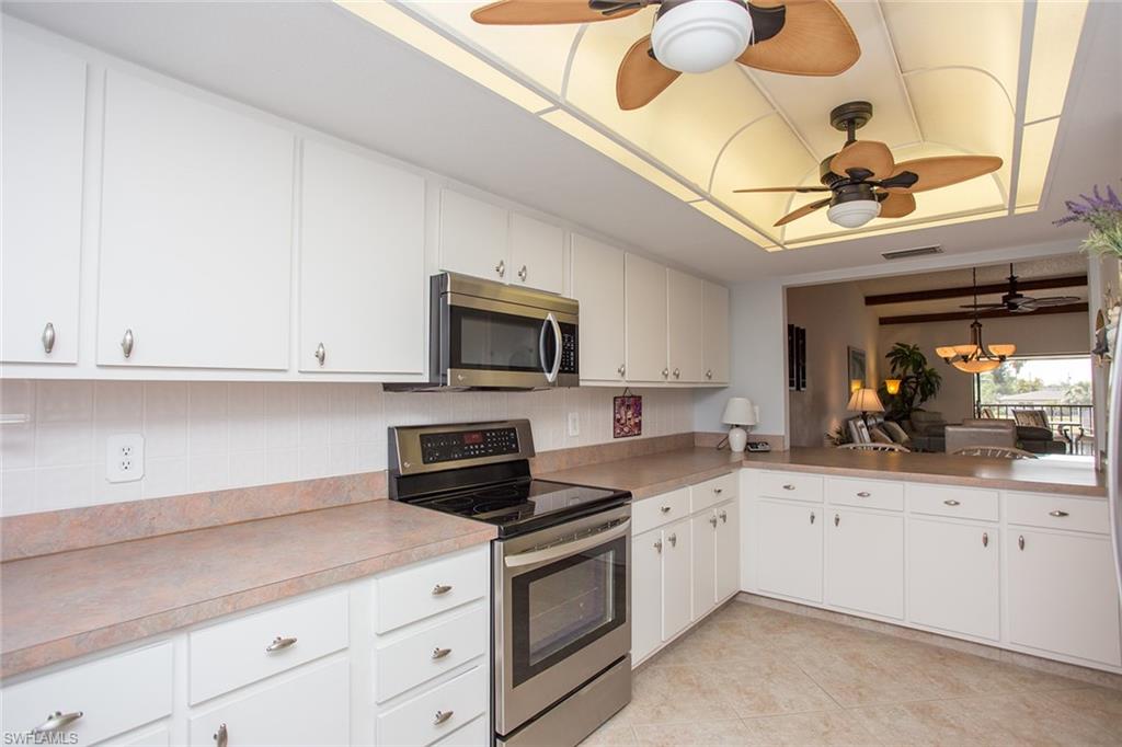 CLUB HARBOUR CONDO - Residential