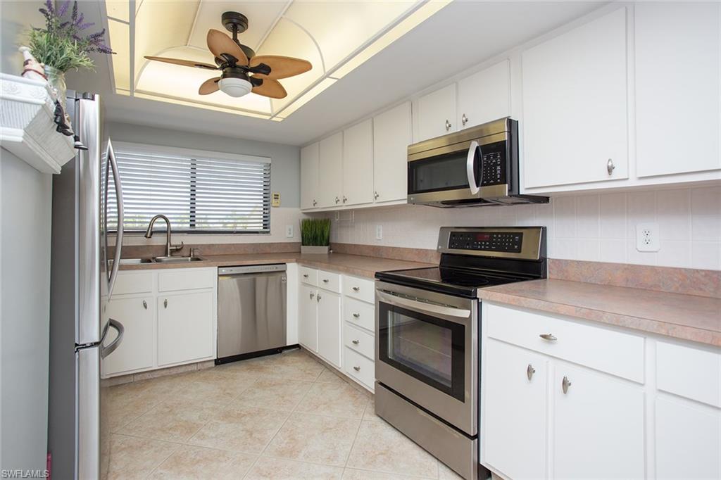 CLUB HARBOUR CONDO - Residential