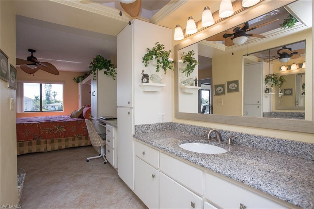 CLUB HARBOUR CONDO - Residential