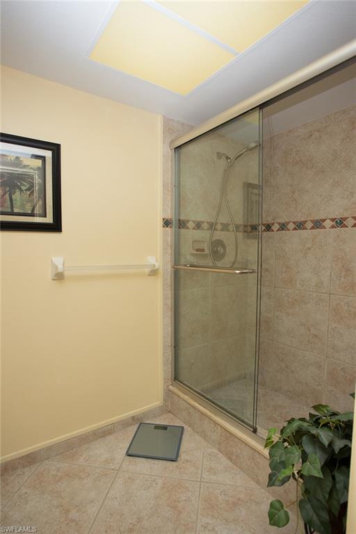 CLUB HARBOUR CONDO - Residential