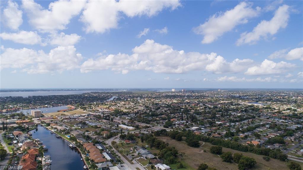 CLUB HARBOUR CONDO - Residential