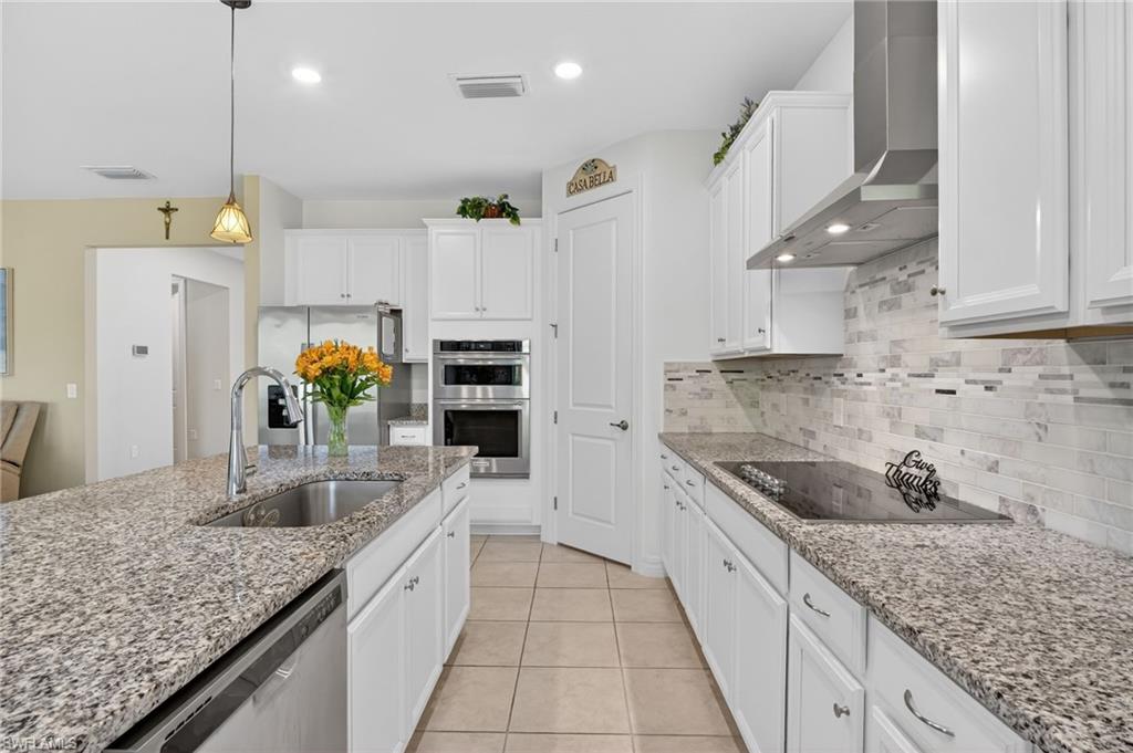 LAKE BABCOCK - Residential