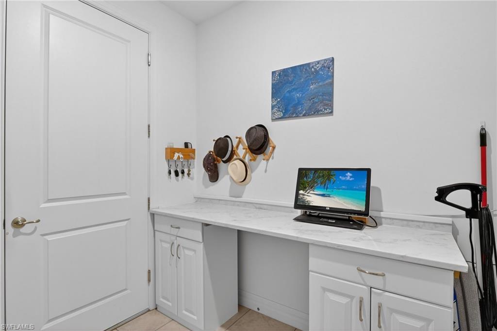 LAKE BABCOCK - Residential