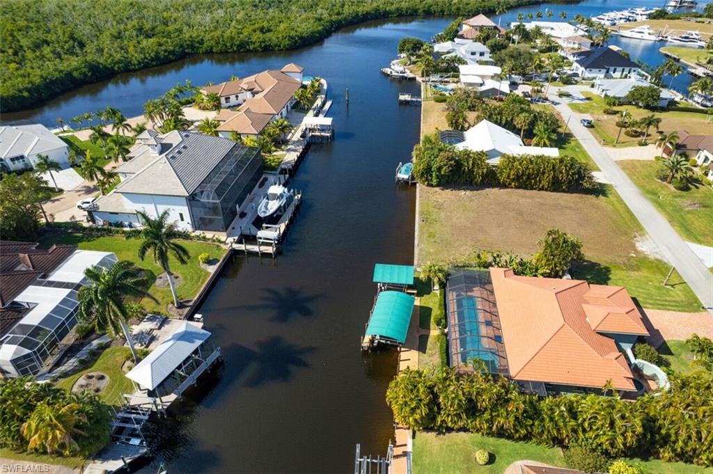 DEEP LAGOON ESTATES - Residential