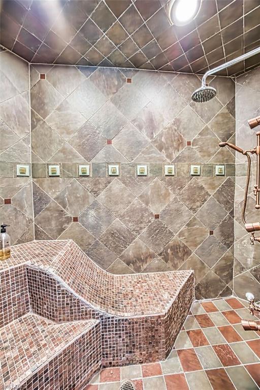 DEEP LAGOON ESTATES - Residential