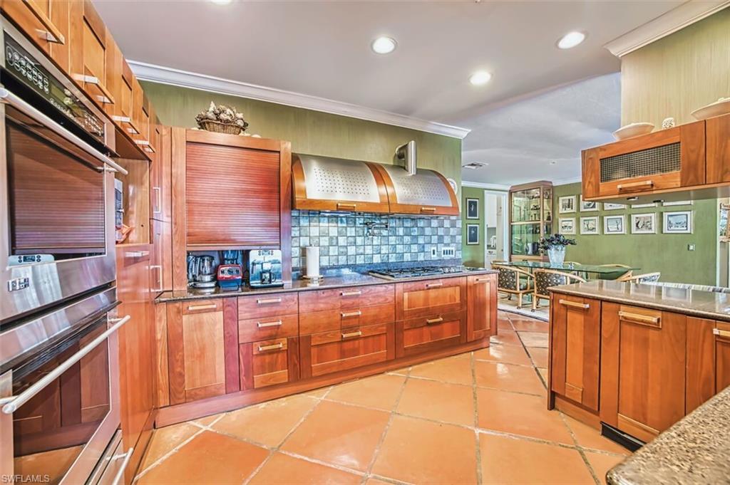 DEEP LAGOON ESTATES - Residential