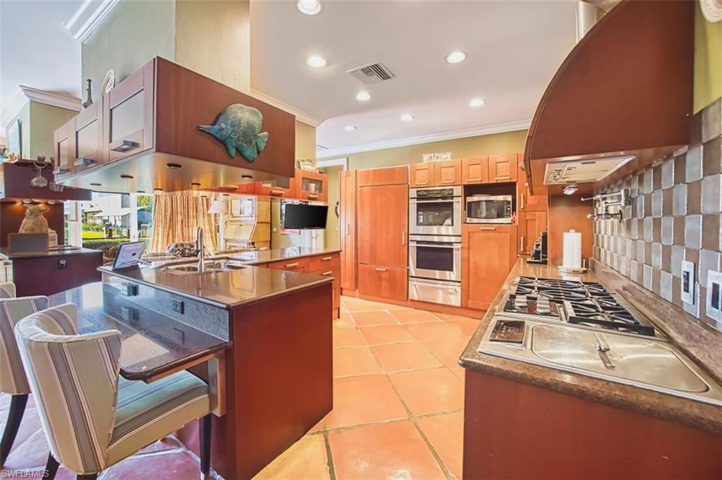 DEEP LAGOON ESTATES - Residential