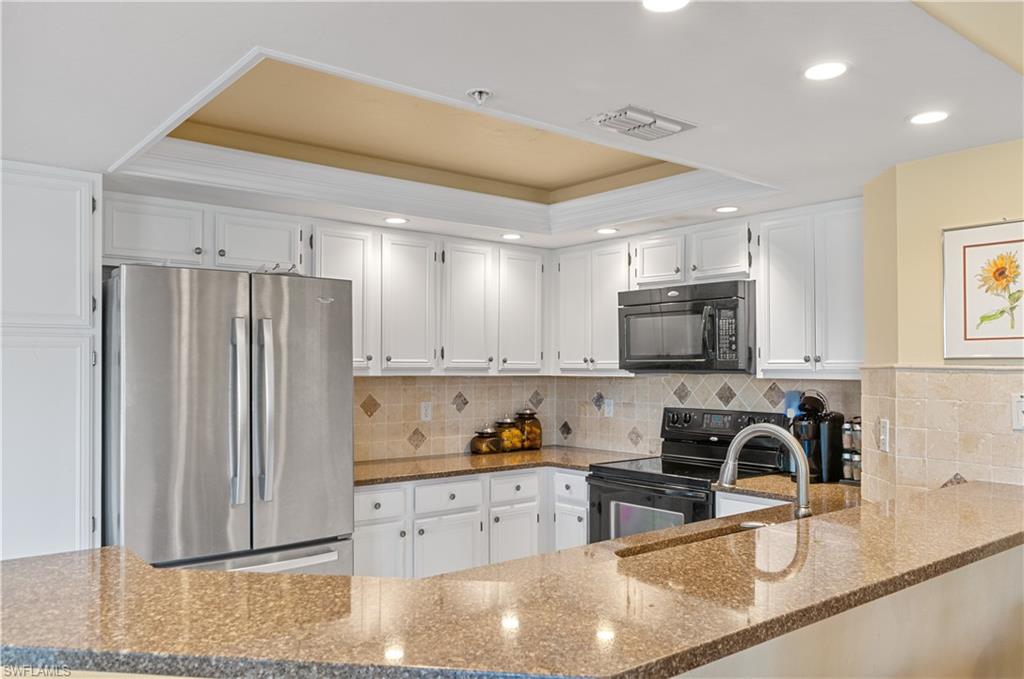 WEDGEWOOD SHERBURNE - Residential