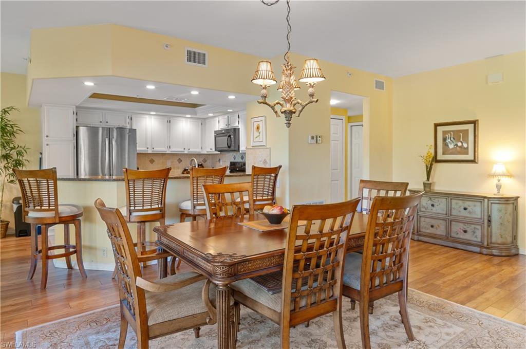 WEDGEWOOD SHERBURNE - Residential