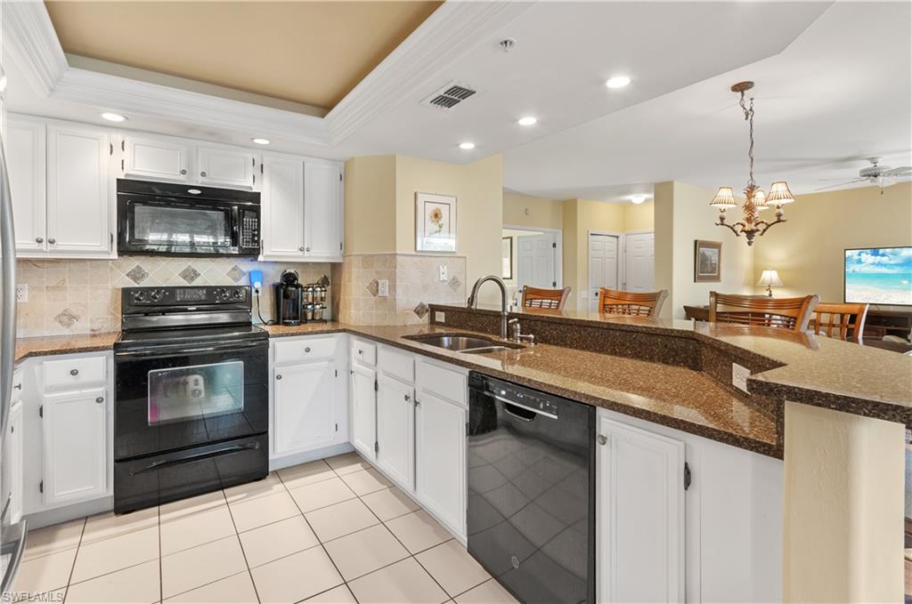 WEDGEWOOD SHERBURNE - Residential