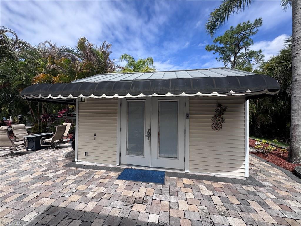 RIVERBEND MOTORCOACH RESORT - Land